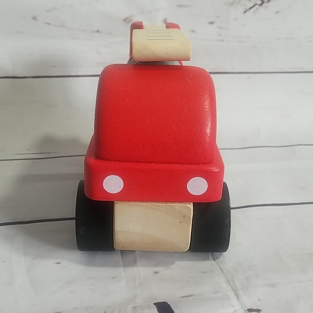 Plan Toys Wood mini Fire Truck Ladder - Picture 4 of 5